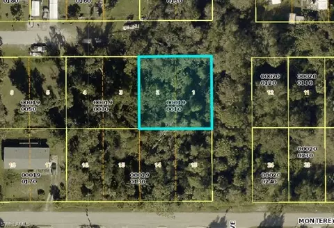 433 Santa Cruz St, North Fort Myers, FL 33903