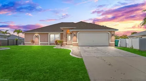 302 NW 2nd Ave, Cape Coral, FL 33993