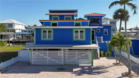 447 Palermo Cir, Fort Myers Beach, FL 33931