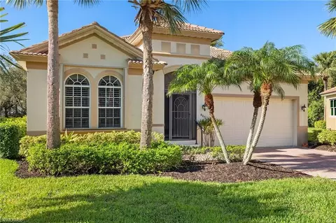 8872 King Henry Ct, Fort Myers, FL 33908