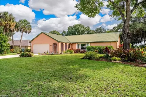4559 Springview Cir, Labelle, FL 33935