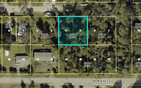 437 Santa Cruz St, North Fort Myers, FL 33903