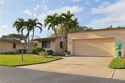 5852 Wild Fig Ln, Fort Myers, FL 33919