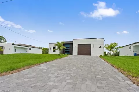 729 Colyer St E, Lehigh Acres, FL 33974
