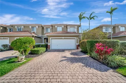 9527 Brookville Ct, Fort Myers, FL 33967