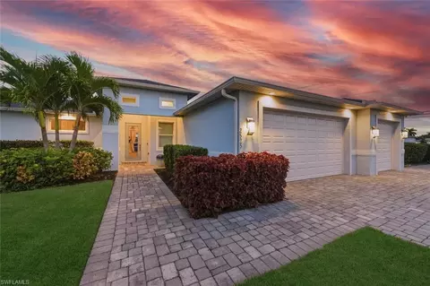 2525 Gleason Pkwy, Cape Coral, FL 33914