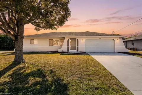 1914 SE 12th St, Cape Coral, FL 33990