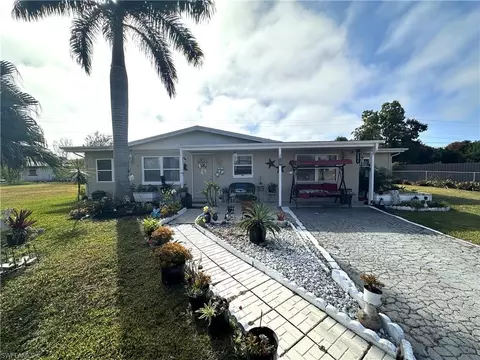 100 Davis Rd, Lehigh Acres, FL 33936