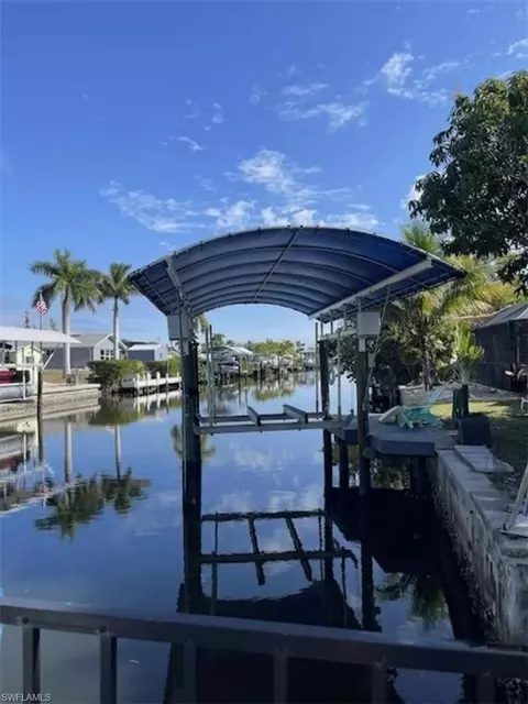 3348 6th Ave, Saint James City, FL 33956