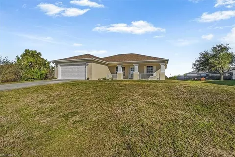 2009 NW 3rd Ave, Cape Coral, FL 33993