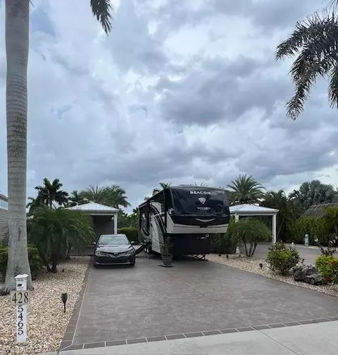 5465 Cypress Trail Resort Cir, Fort Myers, FL 33905
