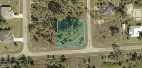 242 Novia Ave S, Lehigh Acres, FL 33974