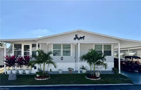 390 Santa Fe Trl, North Fort Myers, FL 33917