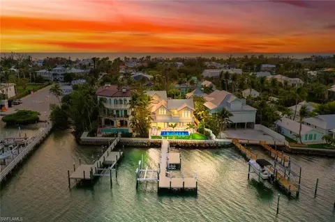 15009 Binder Dr, Captiva, FL 33924
