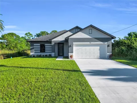 723 Cadis St E, Lehigh Acres, FL 33974 photo 32