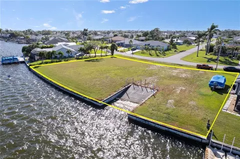 159 SE 6th St, Cape Coral, FL 33990