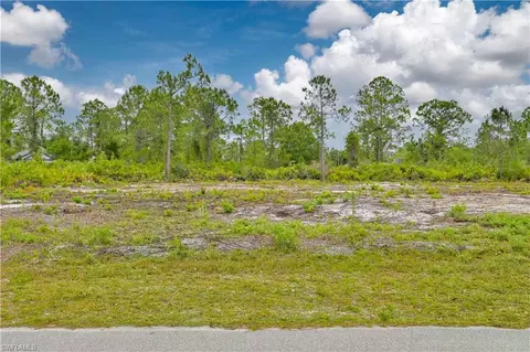 315 Bradley Ave, Lehigh Acres, FL 33974