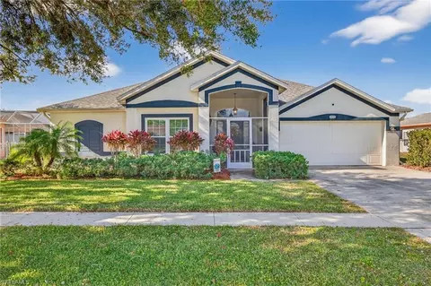 4505 Varsity Cir, Lehigh Acres, FL 33971
