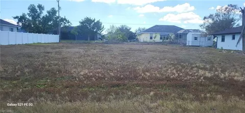 1926 NE 15th Ter, Cape Coral, FL 33909