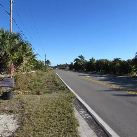 13560 13572 Stringfellow Rd, Bokeelia, FL 33922 photo 3