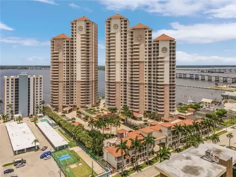 2104 W First St #2904, Fort Myers, FL 33901