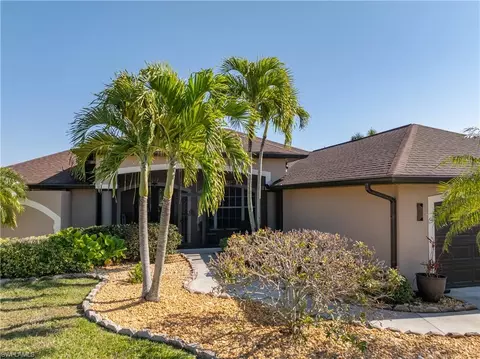 11872 Princess Grace Ct, Cape Coral, FL 33991