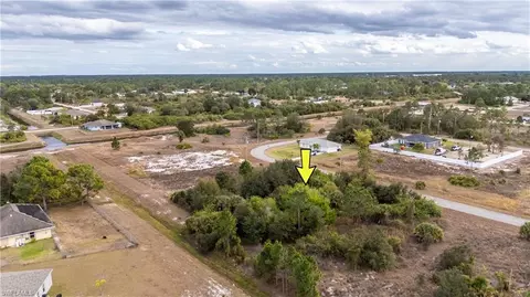 651 Clancy St E, Lehigh Acres, FL 33974 photo 6