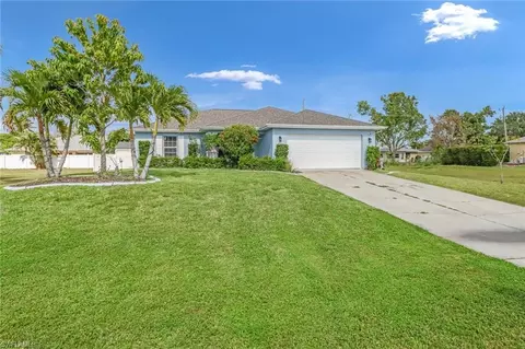709 SW 9th Ct, Cape Coral, FL 33991