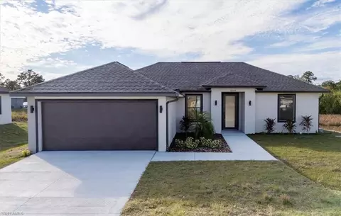8044 Buttercup Cir, Labelle, FL 33935
