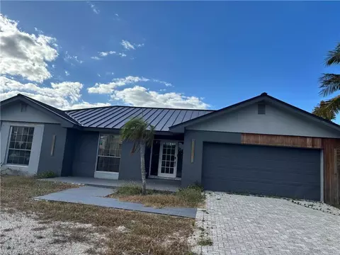 888 Limpet Dr, Sanibel, FL 33957
