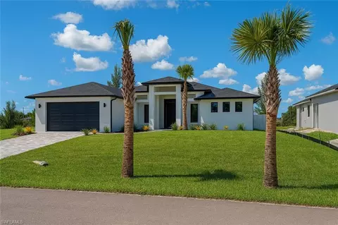 1907 NE 34th Ter, Cape Coral, FL 33909