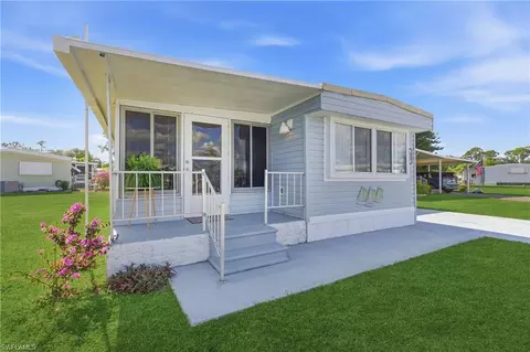 400 Twig Ct S, North Fort Myers, FL 33917
