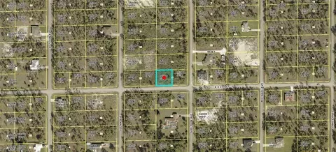 1805 E 13th St, Lehigh Acres, FL 33972