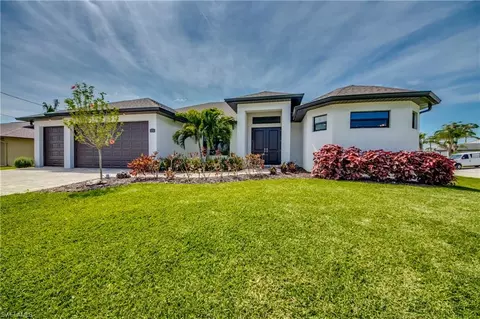 1156 SW 39th Ter, Cape Coral, FL 33914