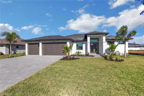 1723 SW 3rd Ter, Cape Coral, FL 33991
