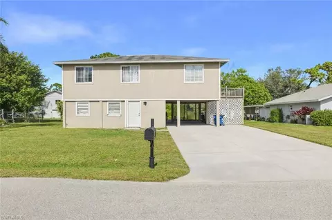 8287 Wren Rd, Fort Myers, FL 33967