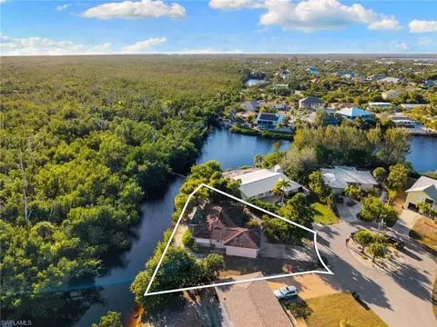 1812 Ibis Ln, Sanibel, FL 33957