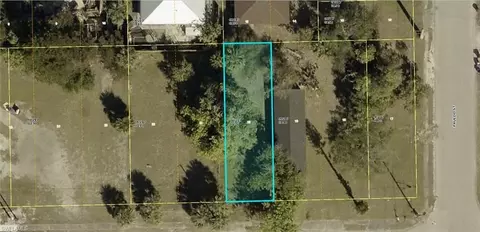 2989 Dunbar Ave, Fort Myers, FL 33916