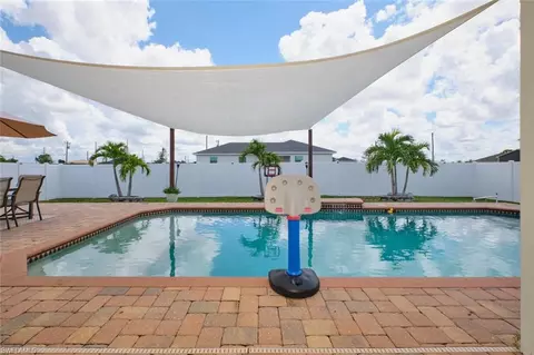 2309 NW 10th Ave, Cape Coral, FL 33993