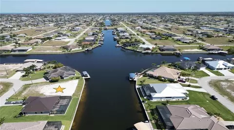 909 NW 36th Pl, Cape Coral, FL 33993