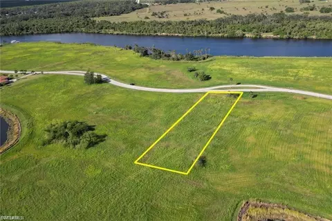 2023 Silk Bay Blvd, Alva, FL 33920