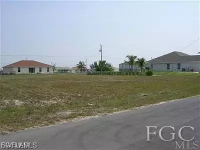 2701 NW 7th Ter, Cape Coral, FL 33993