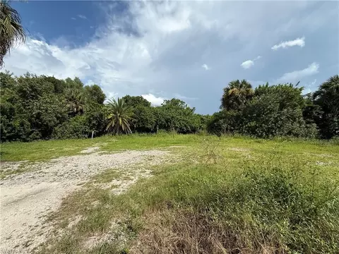 12096 Carpenter Ln, Bonita Springs, FL 34135