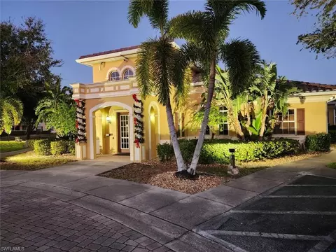 4109 Residence Dr #522, Fort Myers, FL 33901
