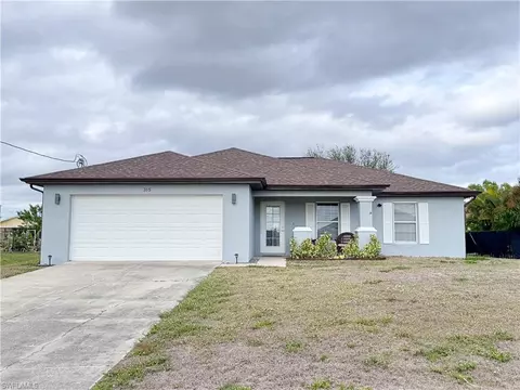 315 NE 16th Ter, Cape Coral, FL 33909