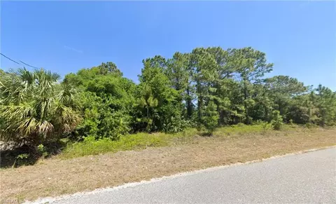 613615 Meadow Rd, Lehigh Acres, FL 33973