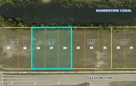 723 Gleason Pkwy, Cape Coral, FL 33914