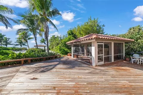 Exterior - 16632 Captiva Dr, Captiva, FL 33924 photo 11 of 15