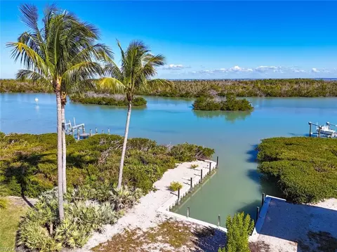 View/Area - 16632 Captiva Dr, Captiva, FL 33924 photo 2 of 5