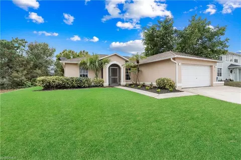 2511 23rd St SW, Lehigh Acres, FL 33976